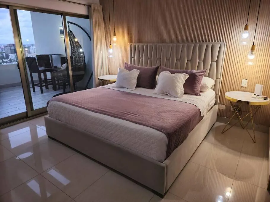 Luxury Penthouse Con Jacuzzi Privado, Gym, Pool Apartment Santo Domingo